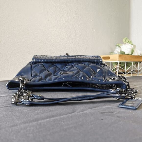 COACH POPPY LIQUID GLASS PURSE 18673 NAVY BLUE CHAIN SHOULDER - Picture 7 of 11